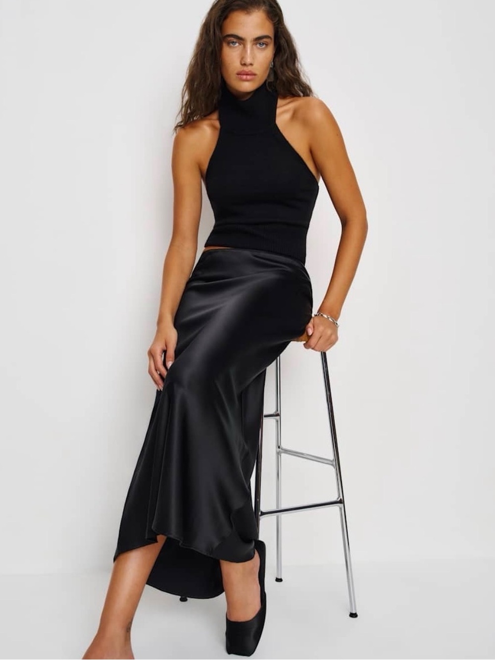 Reformation Layla Silk Midi Skirt Size 8 Black Classic Dark Romance MINT - Picture 2 of 6